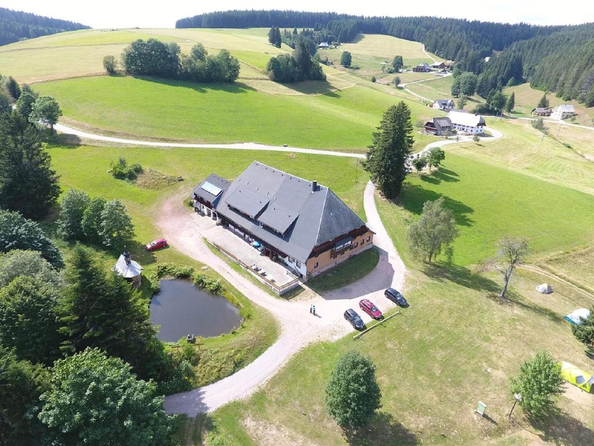Apartamento Zum Wilden Michel Linach Exterior foto